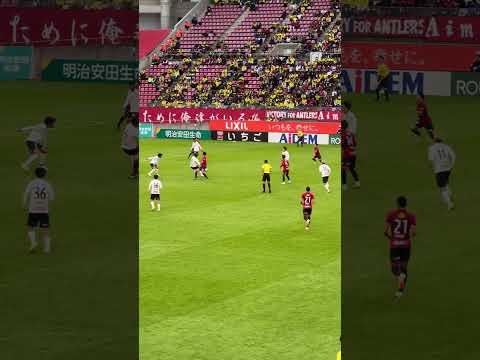 鹿島アントラーズ 英: Kashima Antlers 柏レイソル 英: Kashiwa Reysol