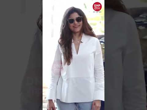 Shamita Shetty sports her cool casual look as she is spotted in the city || DNP INDIA