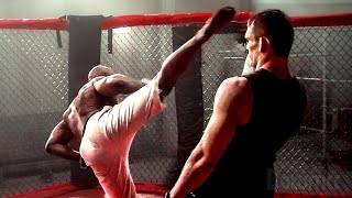 Un fighter professionista di MMA trasforma due studenti scemi in CAMPIONI | 🌀 4K