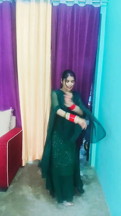 hotel me khila de pizza jiii😅 #trendingshorts #viral #dance #viralsong #song #viralvedieo