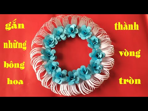 Video Cách trang trí vòng tròn từ nhiều bông hoa được gấp từ... - youtube