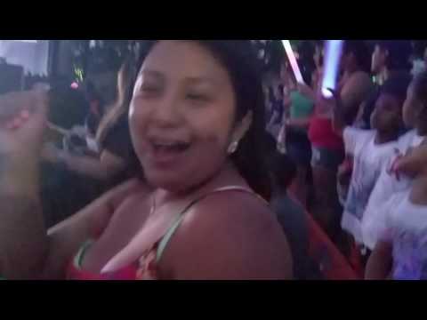 Zion y Lennox - Embriagame @ Six Flags 7/3/16