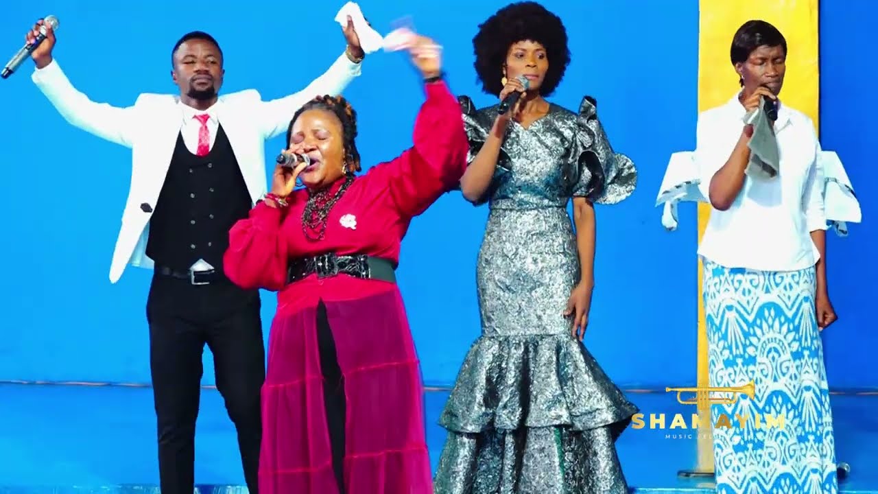 NAKUABUDU WORSHIP MEDLEY-KEVINA & SHAMAYIM MF