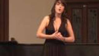 sing music girl opera classical - Un Marito Donne Care - girl opera music