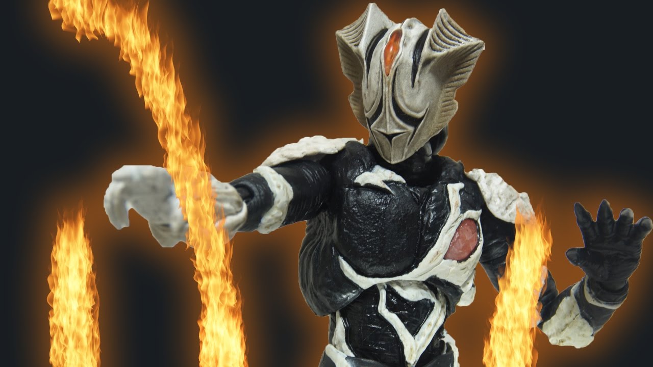 ULTRA ACT キリエロイド kyrieloid action figure - YouTube
