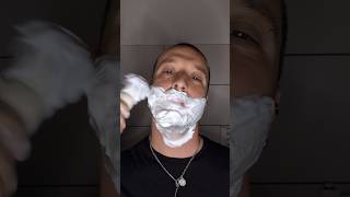 Titolo:Traditional ShavingShaving Soap Explosion! 🫧 #asmr #beard #relax #satisfying