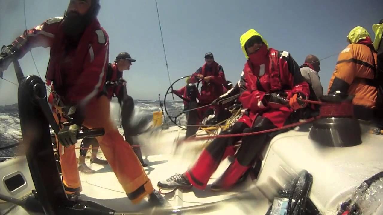 Riding the waves of the Ikarian Sea