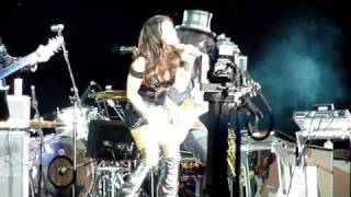 Slash & Fergie, Sweet Child of Mine, Black Eyed Peas at U2 360 Rose Bowl Pasadena 10.25.2009 chords