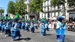 SIGUINES CARNAVAL TROPICAL 2011 CHAMPS ELYSEES