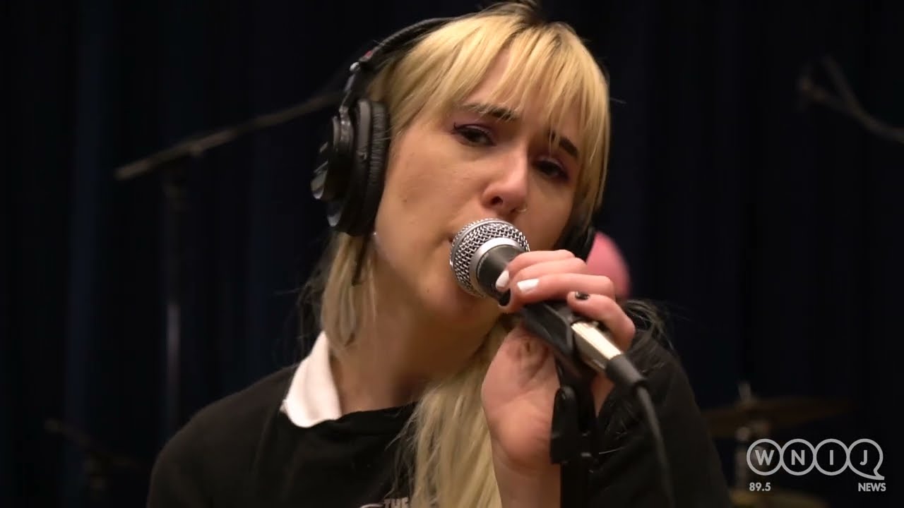 Obejrzyj Madame Reaper & The Gentlemen's Club - "Feast" - Sessions from Studio A w YouTube Obejrzyj Madame Reaper & The Gentlemen's Club - "Feast" - Sessions from Studio A w YouTube