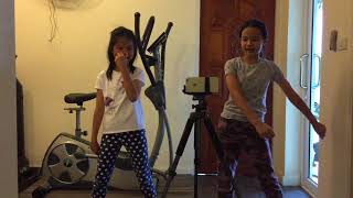 Teaching Lunar How To Do Floss From The Backpackid Ft. Luna Lunar 77