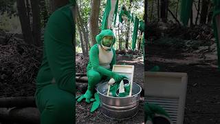 I am going on tour to 23 cities to do gecko therapy.
