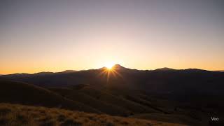 Sunrise Over Stillness: From Stars to Sunlight screenshot 3