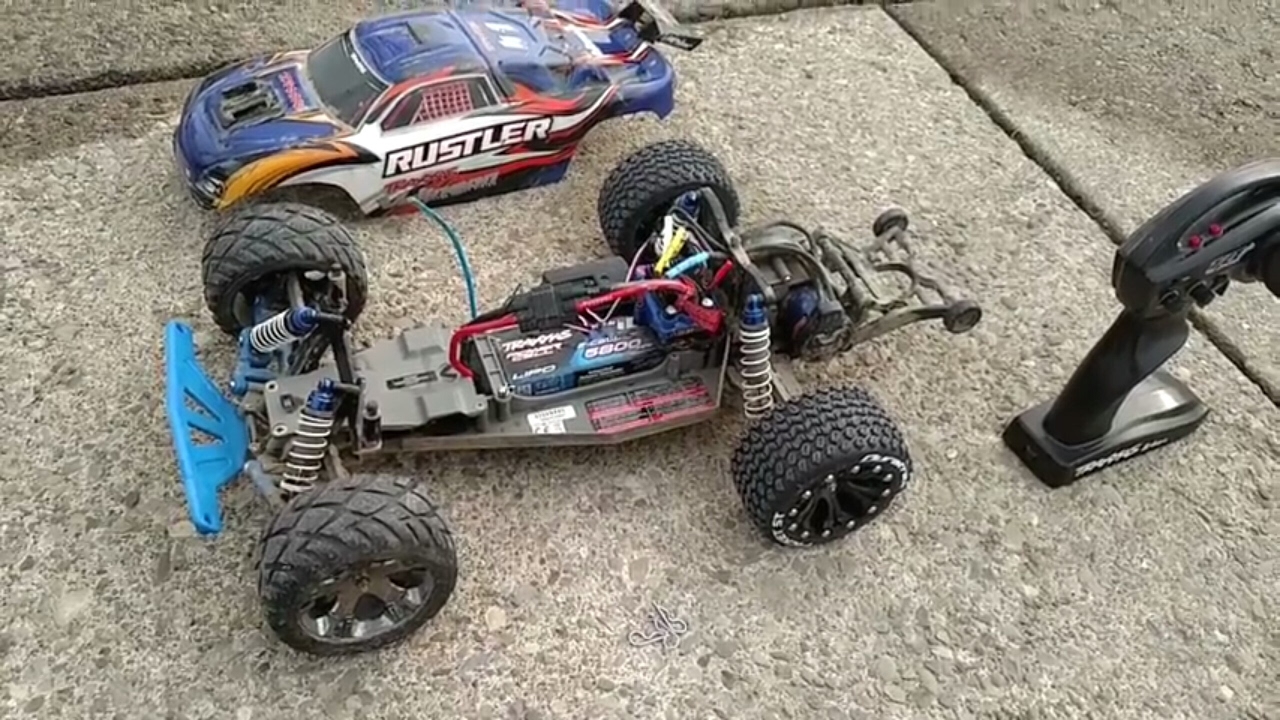Traxxas Rustler VXL 31/76 gearing on 2s (very fast!) - YouTube