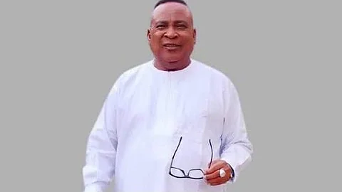 Arrival of Gen. Kollighton Ayinla to the 8 days fidau prayer of Pasuma's mother, Alh Adijat Kuburat