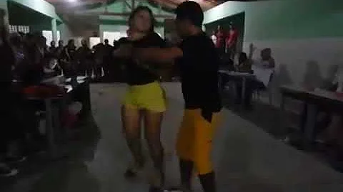 Como funciona uma competição de bolero Brainly?
