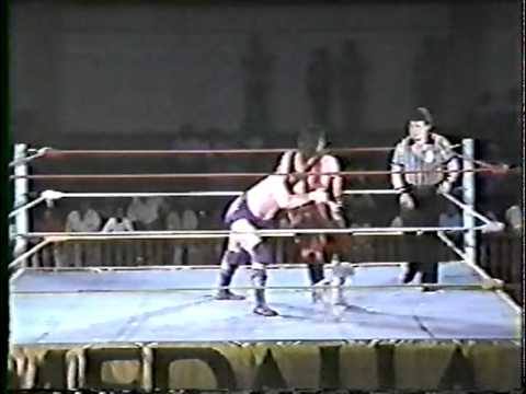 WWC: Harley Race vs. Chris Youngblood (1990)