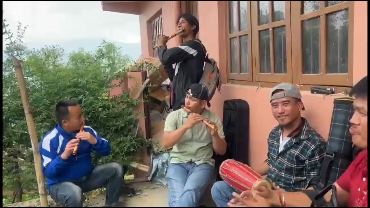 बरिखा लायो झ्यौकिरी करायो