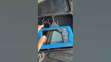 This scanner reads codes, resets lights, and saves money. #obd2 #blcktec #cardiy