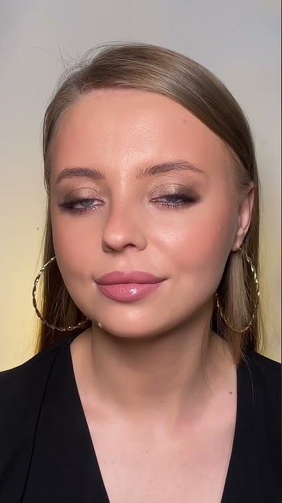 Макияжем можно подчеркивать достоинства и скрыть недостатки # ...