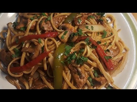 Video: Pasta Penne Con Estofado De Cerdo Picado