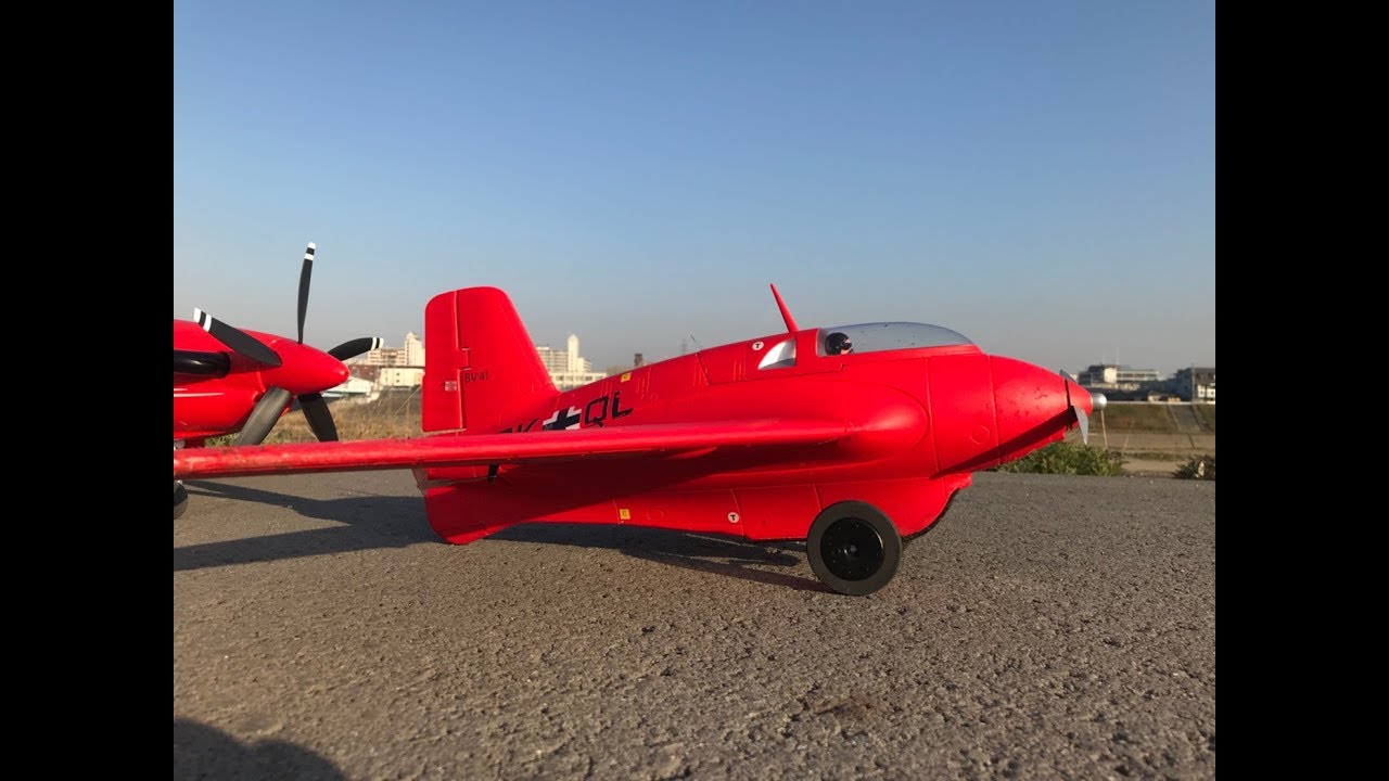 メッサーシュミット Me163 ラジコン飛行機の性能がヤバ過ぎる - YouTube
