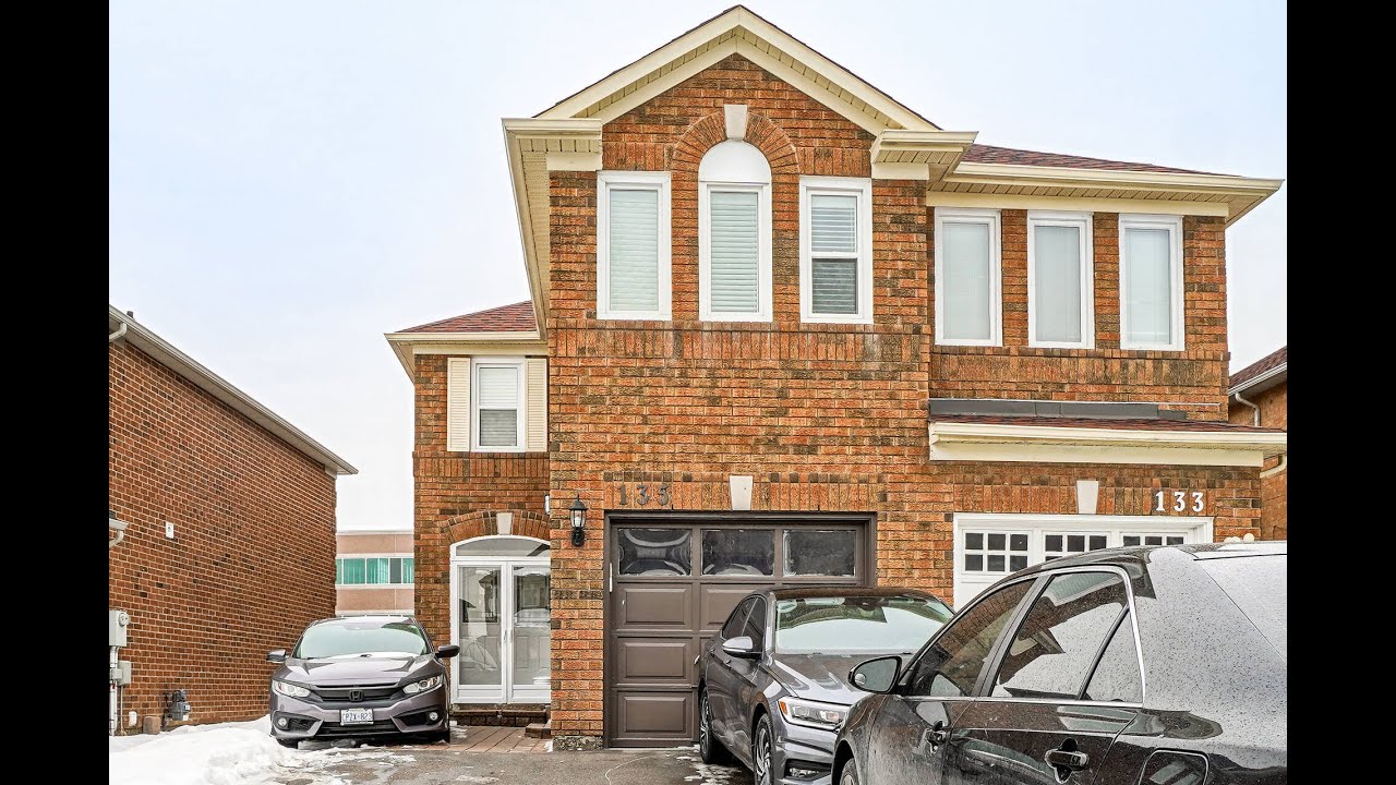 135 Oatfield Road, Brampton Home for Sale Real Estate Properties for