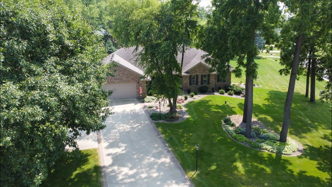 2114 N Tradition Lane, Janesville, WI YouTube
