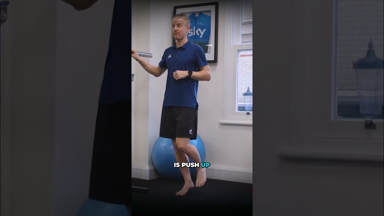 Подъемы на носки — одно из лучших разминочных упражнений для любого бегуна.