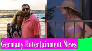 EXCLUSIVE Jennifer Aniston shows off her abs in a tiny mismatched bikini while relaxing during a br