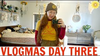 THRIFTING CHRISTMAS DECOR | VLOGMAS DAY 3 | 2018