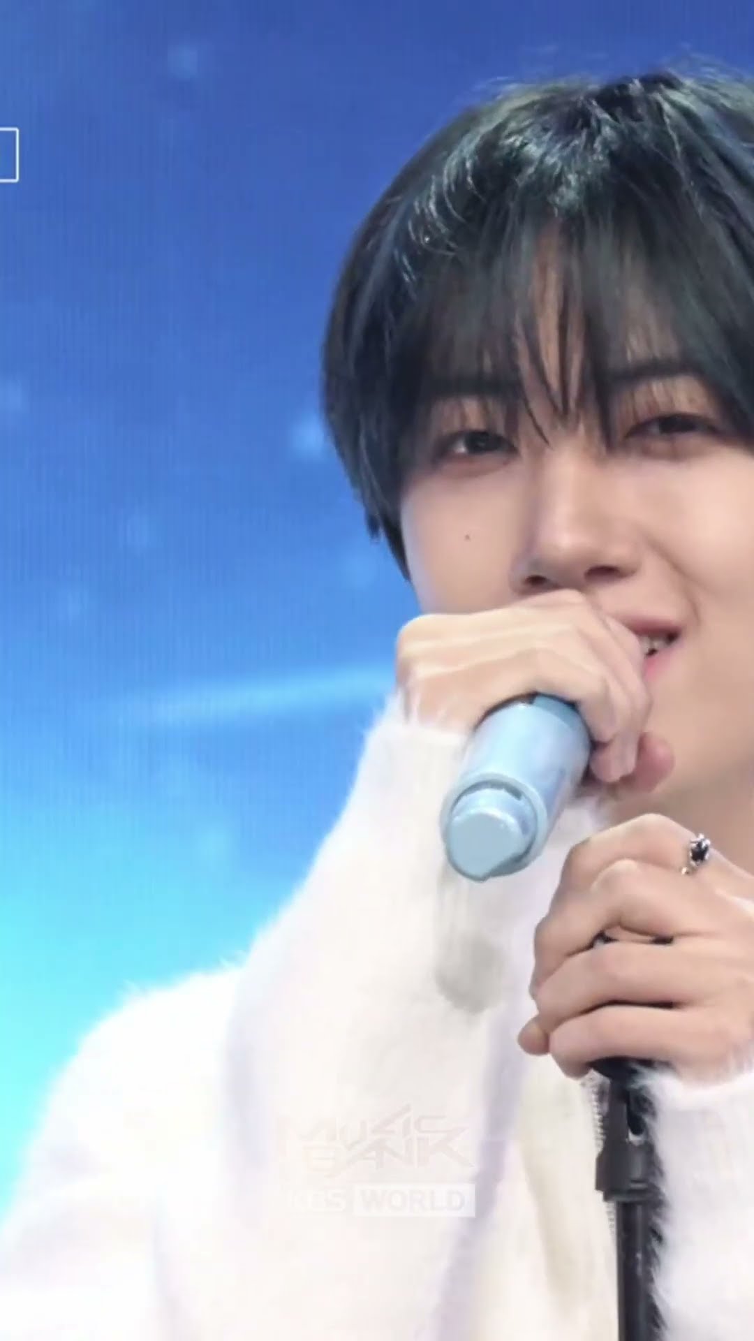 Horizon - CRAVITY #Horizon #CRAVITY #クレビティ #크래비티 #Shorts #MusicBank | KBS WORLD TV