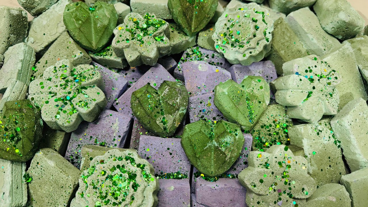 Green Chalk ASMR Crush Video |  Dyed Chalk ASMR Crush Video 