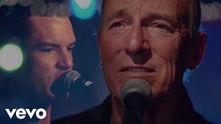 Смотреть клип The Killers Ft. Bruce Springsteen - Dustland