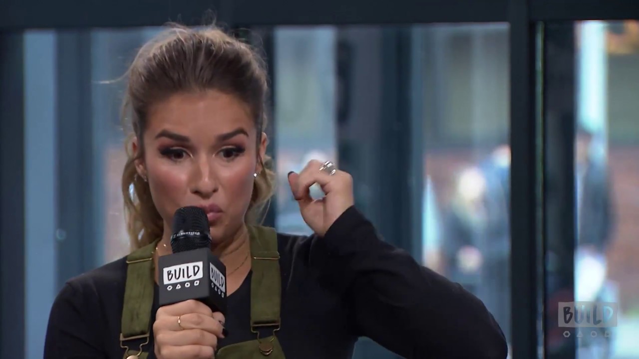 Jessie James Decker On Her Album Southern Girl City Lights And