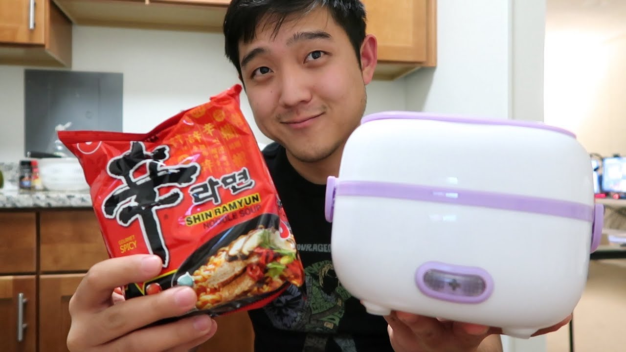 Cooking Ramen in Electric Lunchbox 