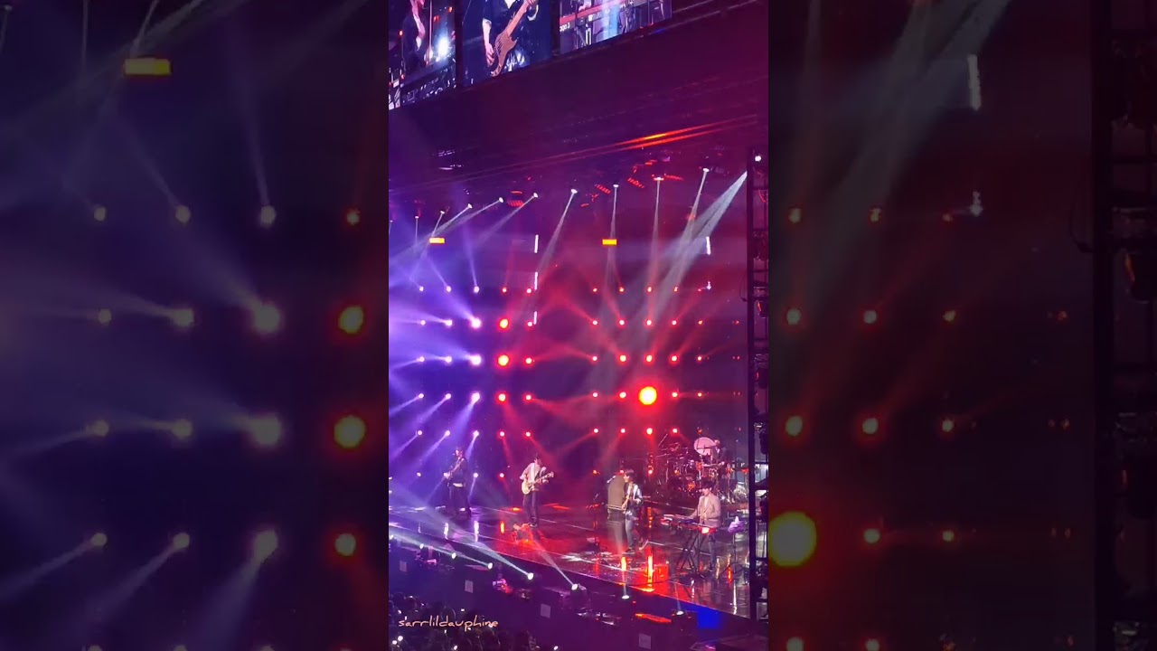 [FANCAM] 191222 DAY6 The Present - Deep In Love + Sweet Chaos + Time of Our Life
