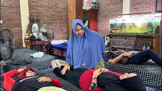 Download lagu Ningsih Tinampi sedang live sekarang!