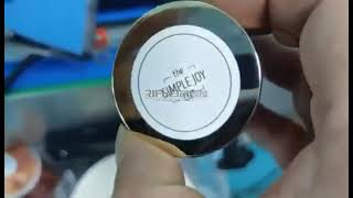 Round cream bottle wrap around and top flat surface labeling machine