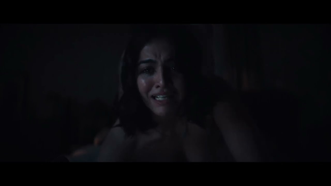 Wamiqa gabbi  hot sexy  scene in movie khufiya