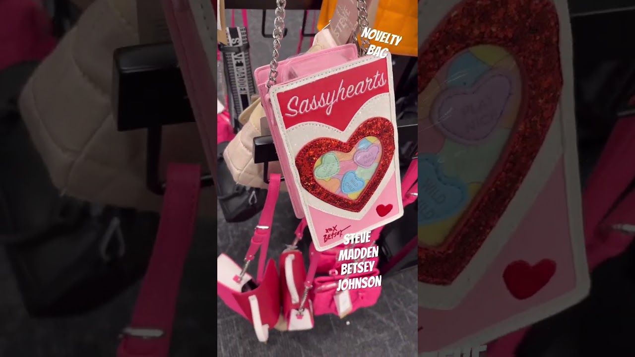 BETSEY JOHNSON SASSYHEARTS SWEET TARTS NOVELTY BAG & STEVE MADDEN 