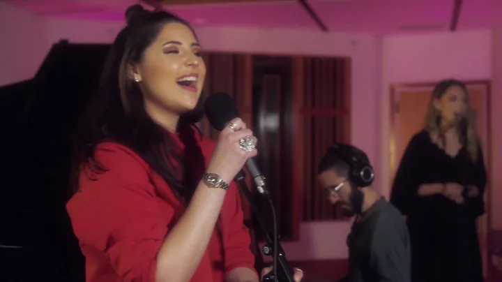 Katy Perry - "Firework" (Caroline Kole Cover Video)