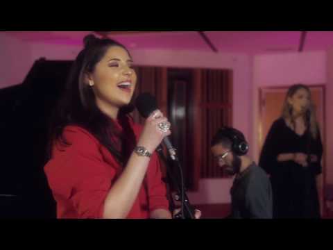 Caroline Kole - Firework