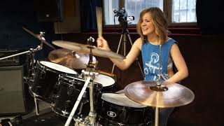 Download Lagu Halápi Katinka - Red Hot Chilli Peppers - Dani California (drum cover) MP3