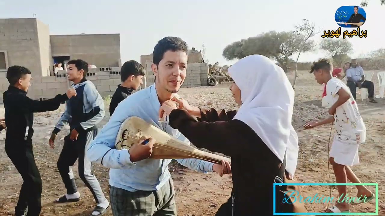 اجمل عراسية زاهية وترة مع ناس اسفي watra asfi