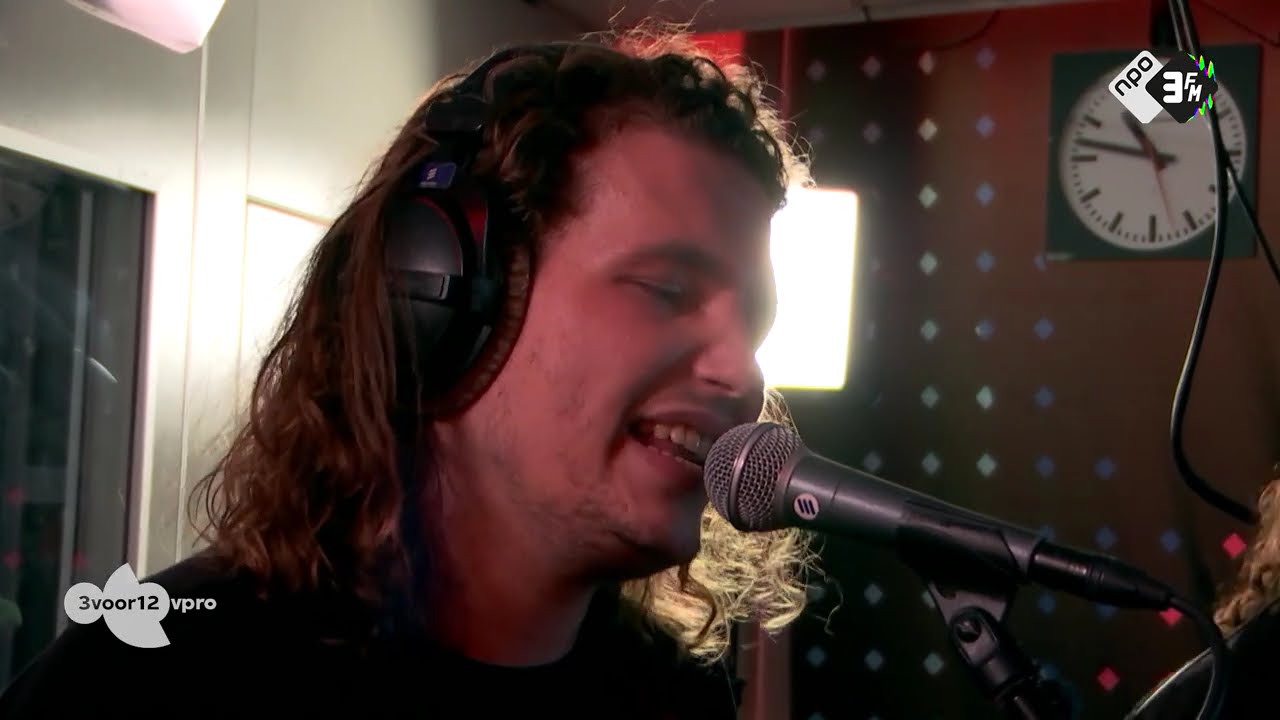 By the Poolside by Feng Suave from Live at 3voor12 Radio