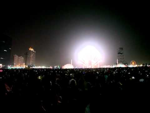 2011/2/28(一)。2011高雄元宵燈會閉幕煙火- (II)