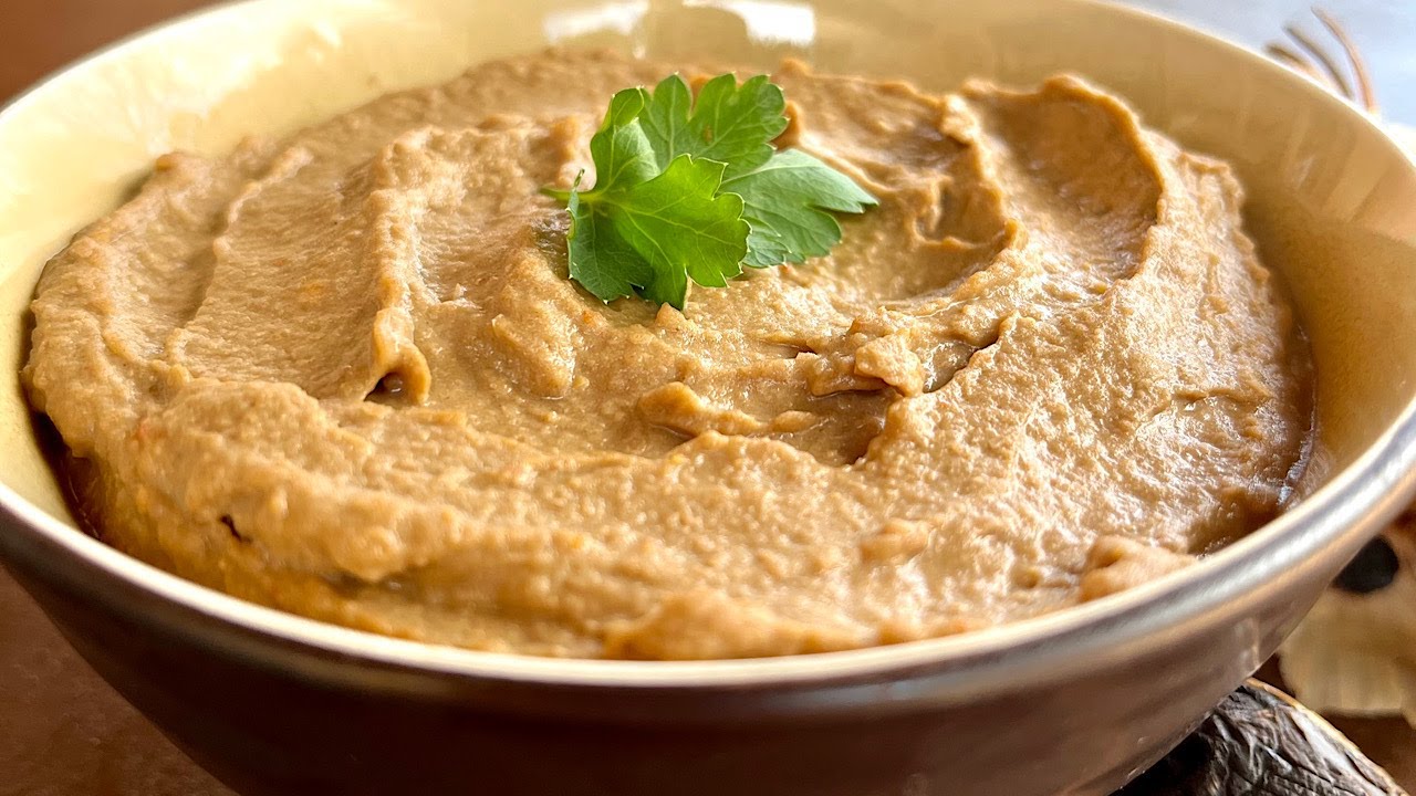 Houmous à l'ail Noir