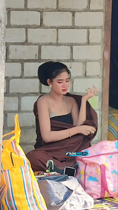 SALWA SANTIKA