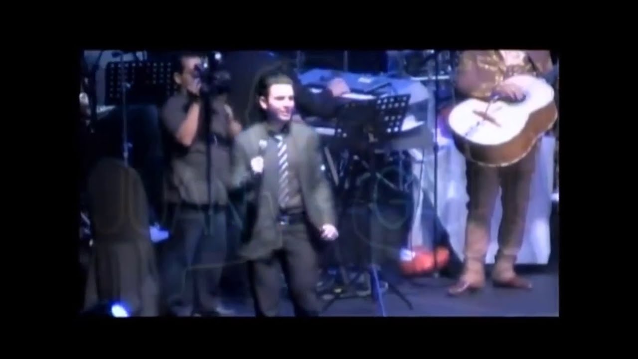 Hasta que te conoci - Santaella & Juan Gabriel en concierto (Chile)